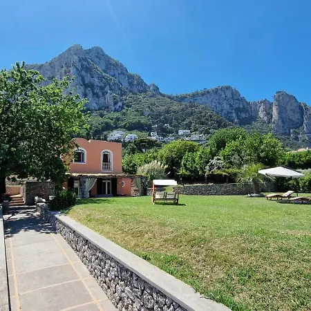 Villa Coralia Con Giardino *