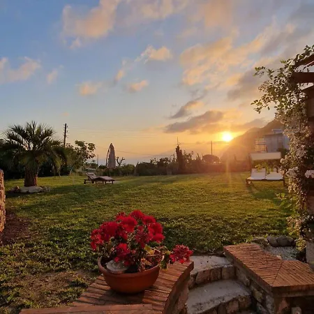 فيلة Coralia With Seaview - 10 Minute Walk To The Piazzetta *