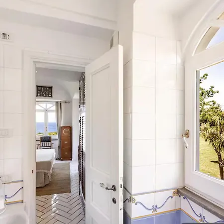 فيلة Coralia With Seaview - 10 Minute Walk To The Piazzetta *