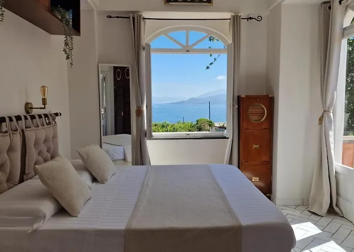 וילה Coralia Vista Mare E Giardino Privato *