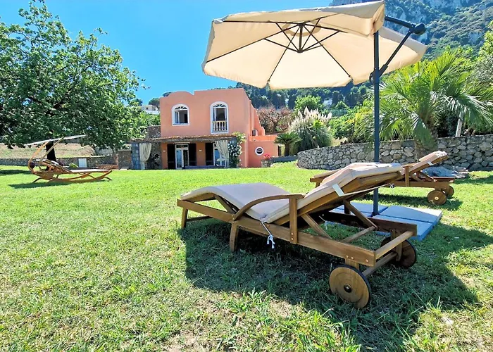 Coralia Vista Mare E Giardino Privato * Marina Grande (Capri)